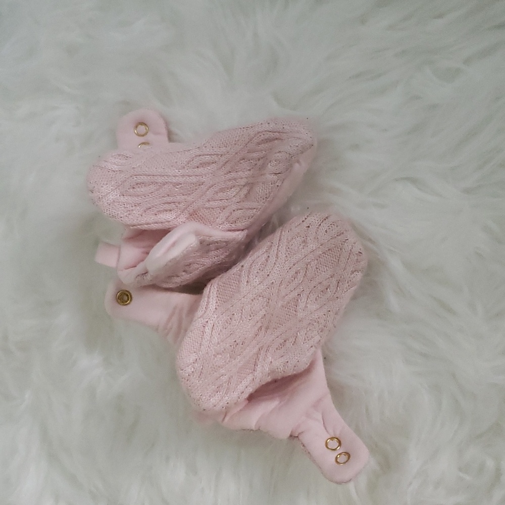 Roobeez baby girl booties with snaps